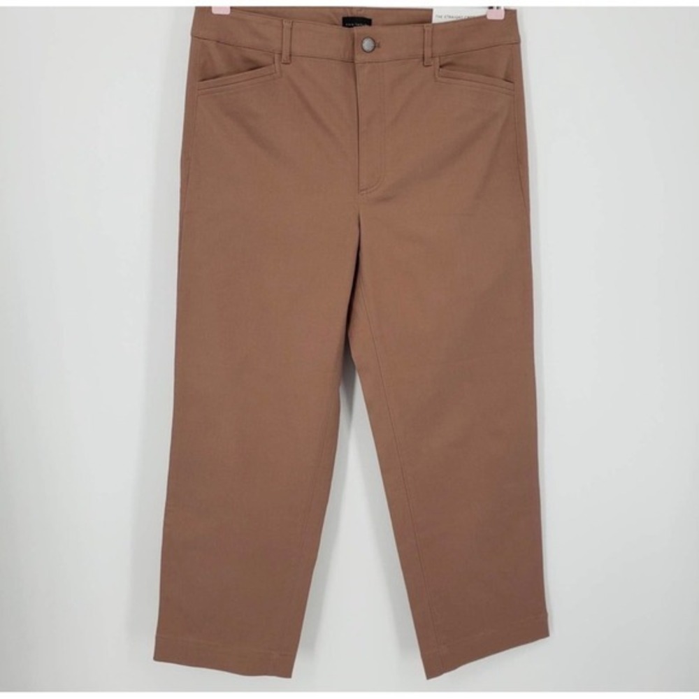 Ann Taylor Crop Pants 8 Straight
Leg Stretchy High Rise Waist
Pockets Brown
